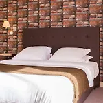 Dans Les Vignes Hotel