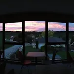 Dans Les Vignes Hotel *