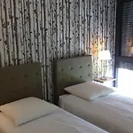 Hotel Dans Les Vignes Chamery