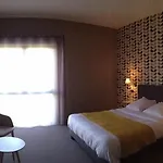 Hotel Dans Les Vignes *