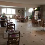 Dans Les Vignes Hotel Chamery