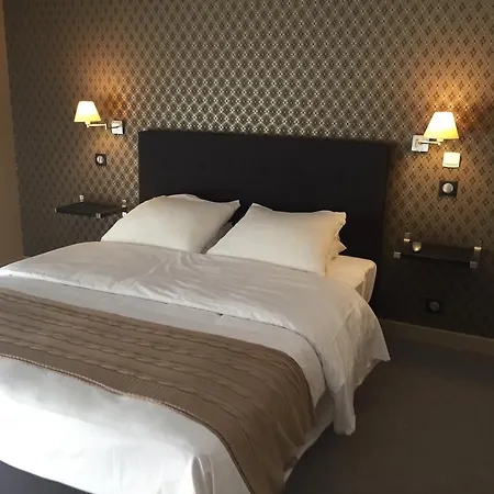 Hotel Dans Les Vignes Chamery