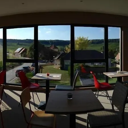 Dans Les Vignes Hotel Chamery