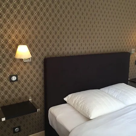 Dans Les Vignes Hotel Chamery