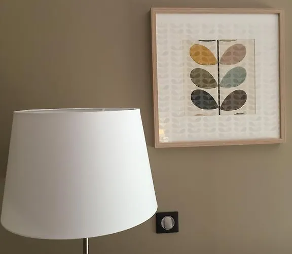 Dans Les Vignes Hotel *