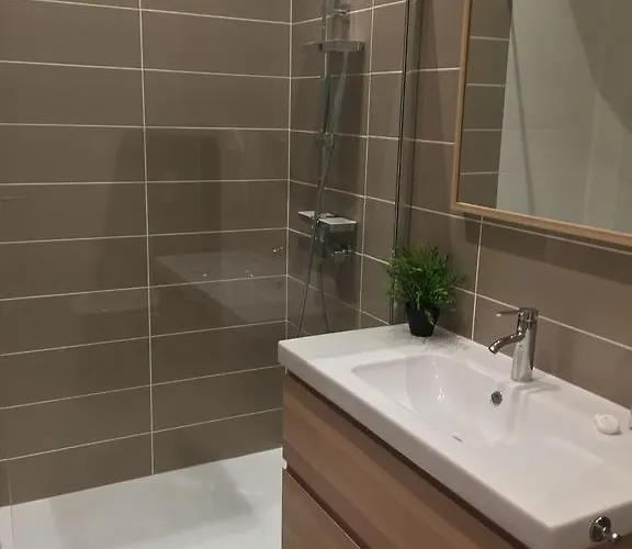 Hotel Dans Les Vignes *