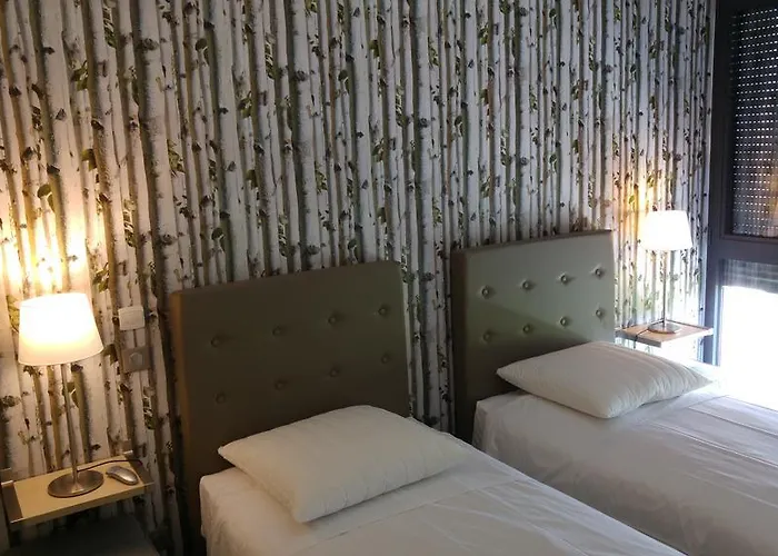 Dans Les Vignes Chamery