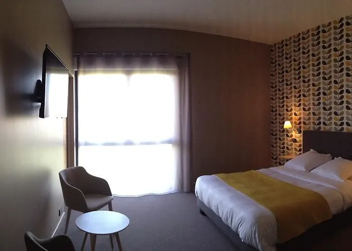 Hotel Dans Les Vignes *