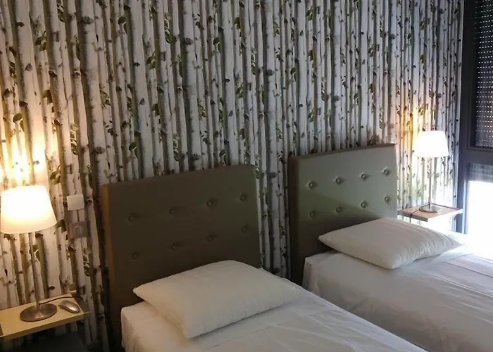 Dans Les Vignes Hotel