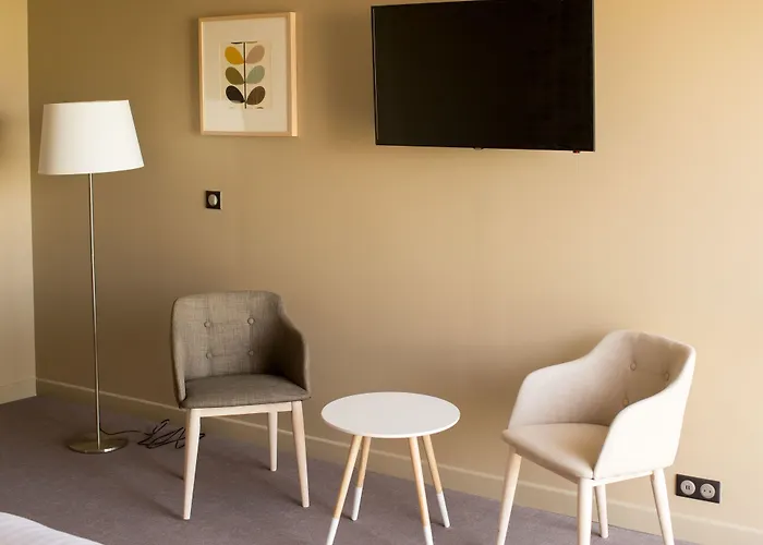 Dans Les Vignes Hotel Chamery