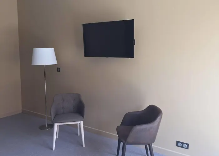 Hotel Dans Les Vignes Chamery