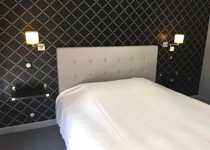 Hotel Dans Les Vignes Chamery