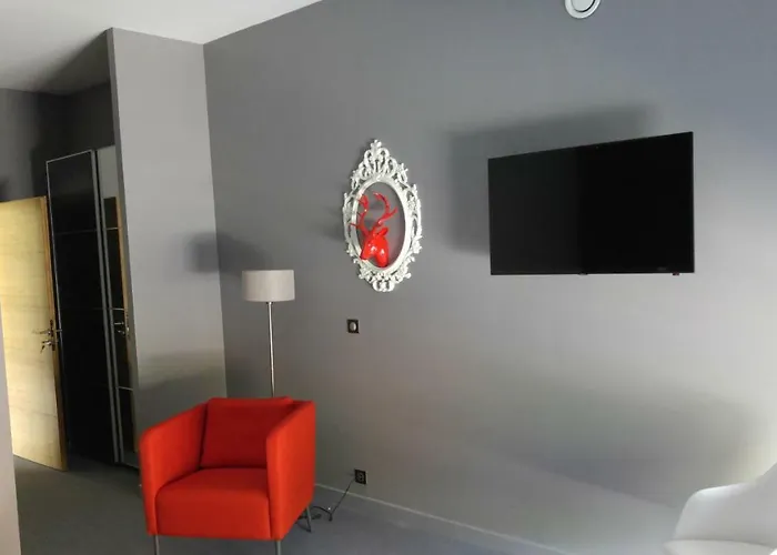 Dans Les Vignes * Chamery