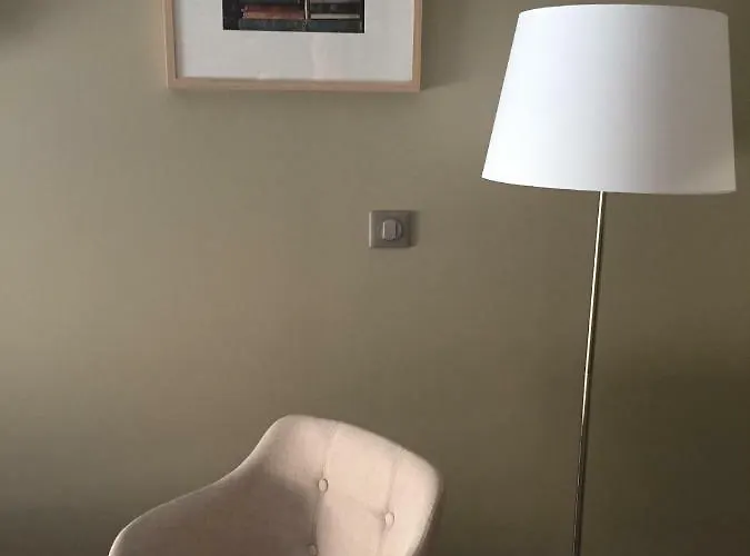 Hotel Dans Les Vignes Chamery