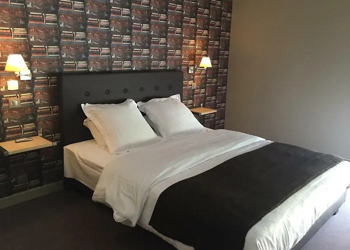 Dans Les Vignes Hotel Chamery